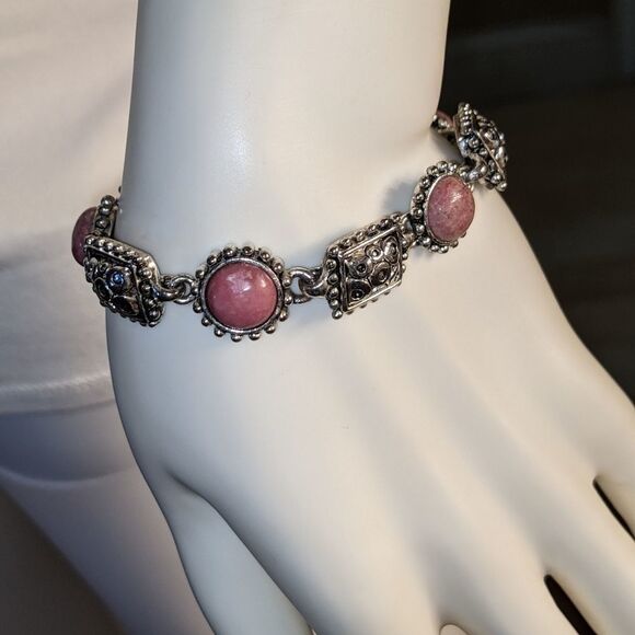 Pink marbled stone silvertone  bracelet - Picture 3 of 5